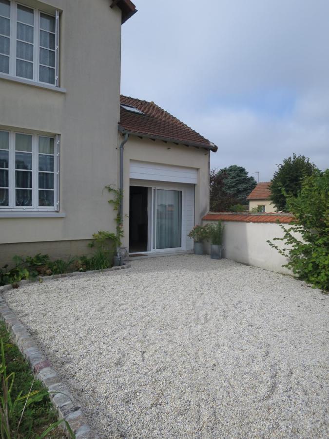Duplex Contemporain Terrasse Exterieure Parking Διαμέρισμα Leves Εξωτερικό φωτογραφία