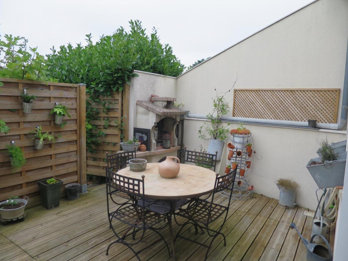 Duplex Contemporain Terrasse Exterieure Parking Διαμέρισμα Leves Εξωτερικό φωτογραφία