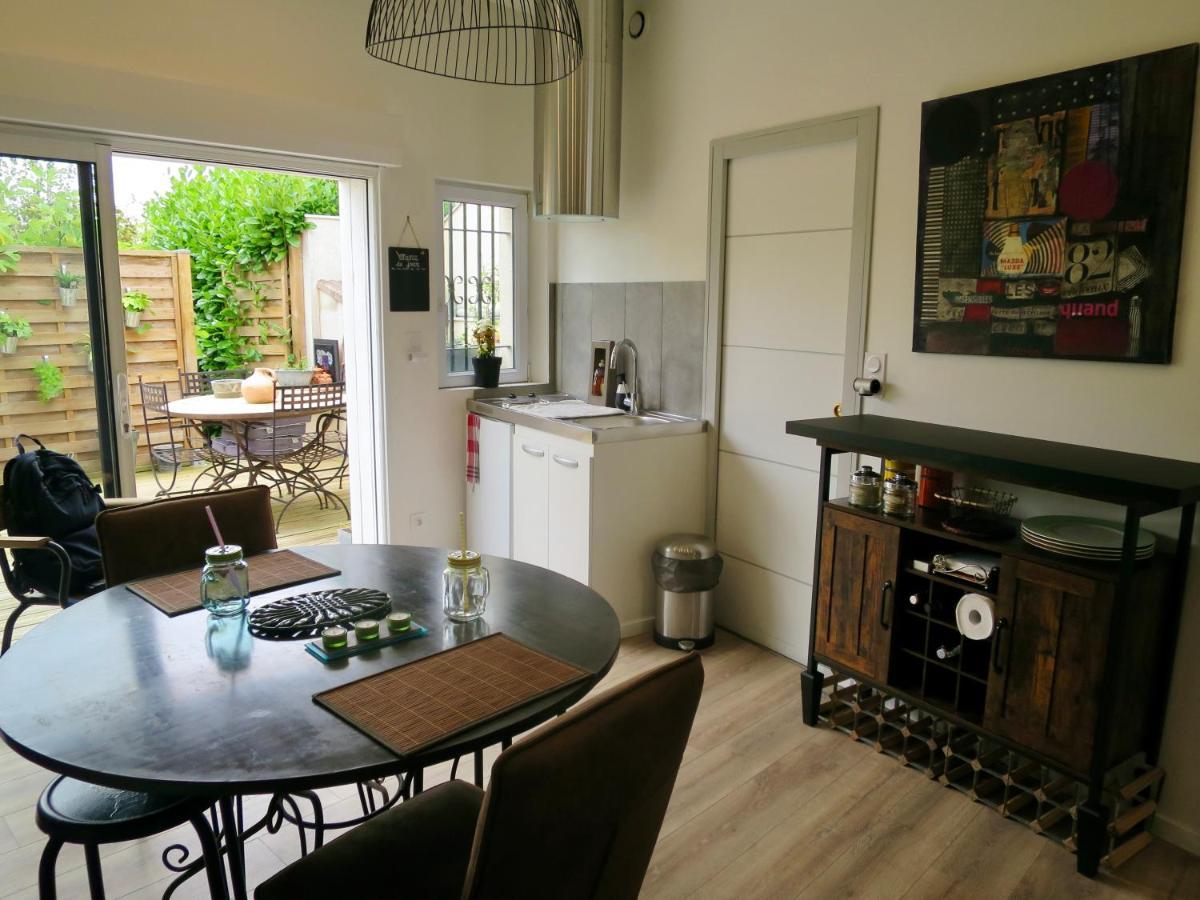 Duplex Contemporain Terrasse Exterieure Parking Διαμέρισμα Leves Εξωτερικό φωτογραφία