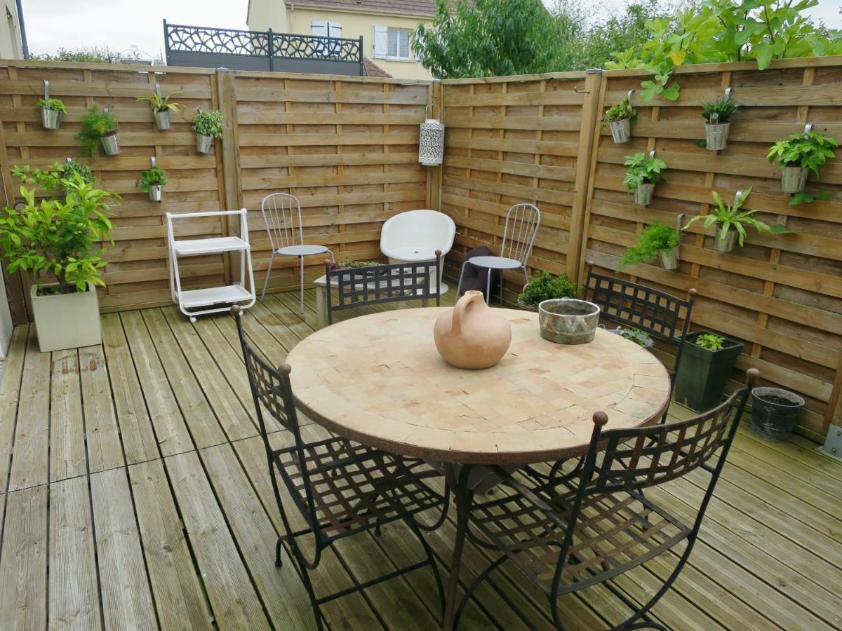 Duplex Contemporain Terrasse Exterieure Parking Διαμέρισμα Leves Εξωτερικό φωτογραφία
