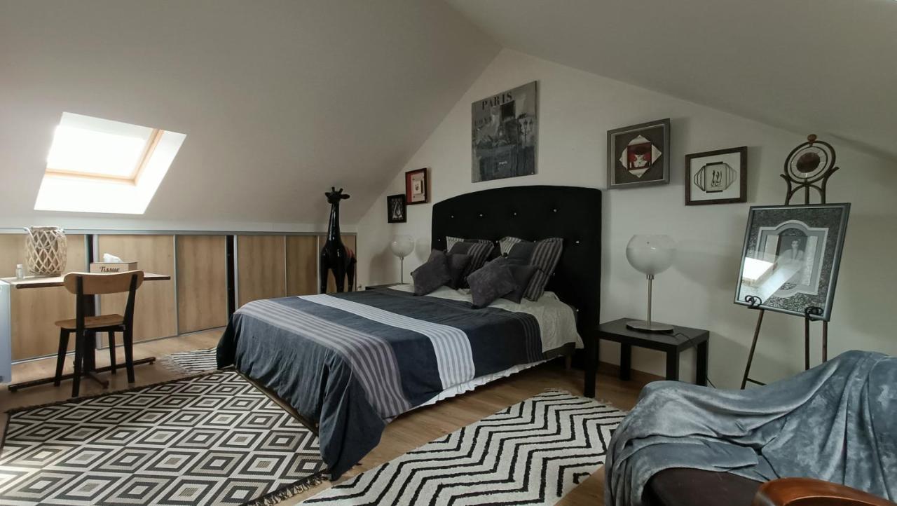 Duplex Contemporain Terrasse Exterieure Parking Διαμέρισμα Leves Εξωτερικό φωτογραφία