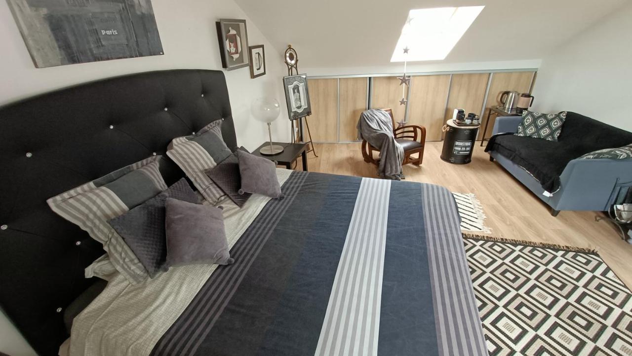 Duplex Contemporain Terrasse Exterieure Parking Διαμέρισμα Leves Εξωτερικό φωτογραφία